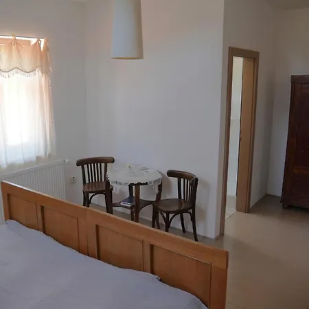 Bed&more Almaspuszta *