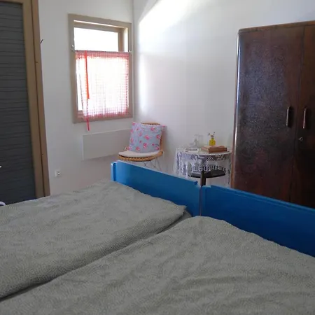 Bed&more Almaspuszta ゲストハウス Jestice